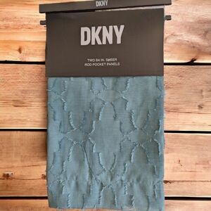 2pc DKNY CUT PATTERN GEO CLIP SHEERS 50Wx84L